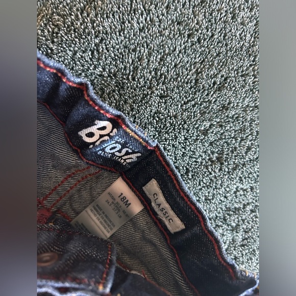 NWOT Toddler Dark Wash Relaxed-Fit Classic Jeans - Picture 2 of 7